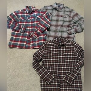 Patagonia Men's Fjord Flannel and 1 regular flannel Shirt Medium never worn.